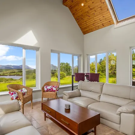 Connemara Bay House Moyard